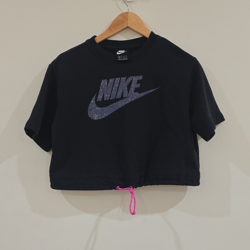Nike Logo/Splatter woman's Black Cotton T-Shirt XS Drawstring Hem Short Sleeve